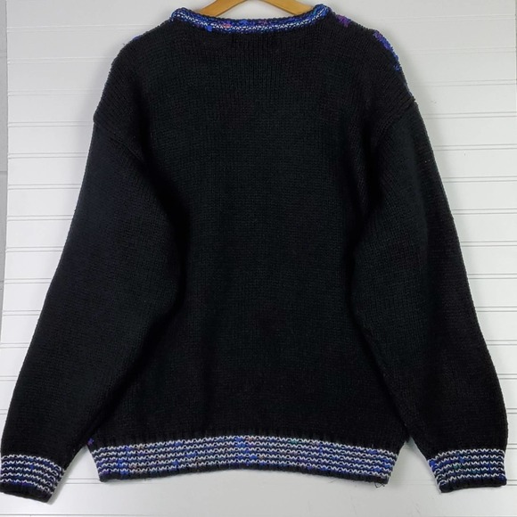 Geometric Patterned Blue and Black Sweater - Picture 6 of 6